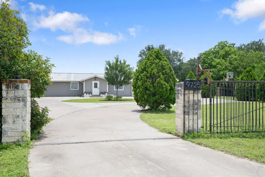 9725 Bock Rd, Buda, TX 78610 - #2