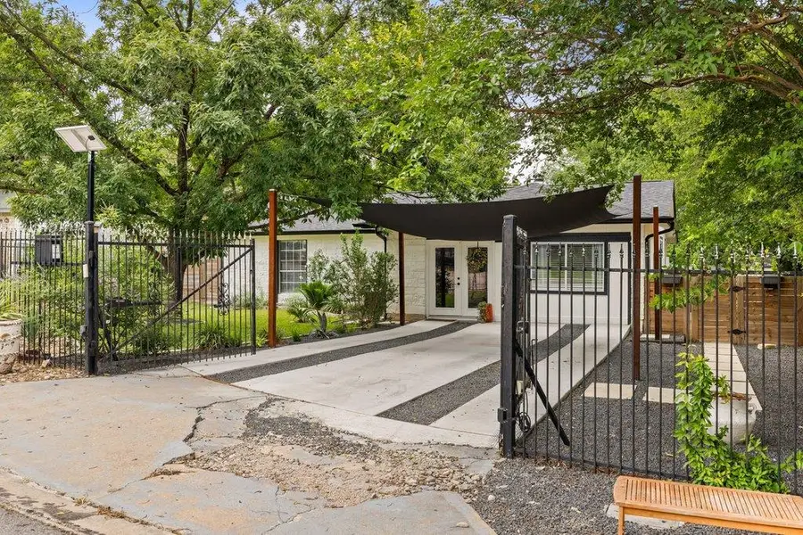 4805 Spring Meadow Cv, Austin, TX 78744 - #3