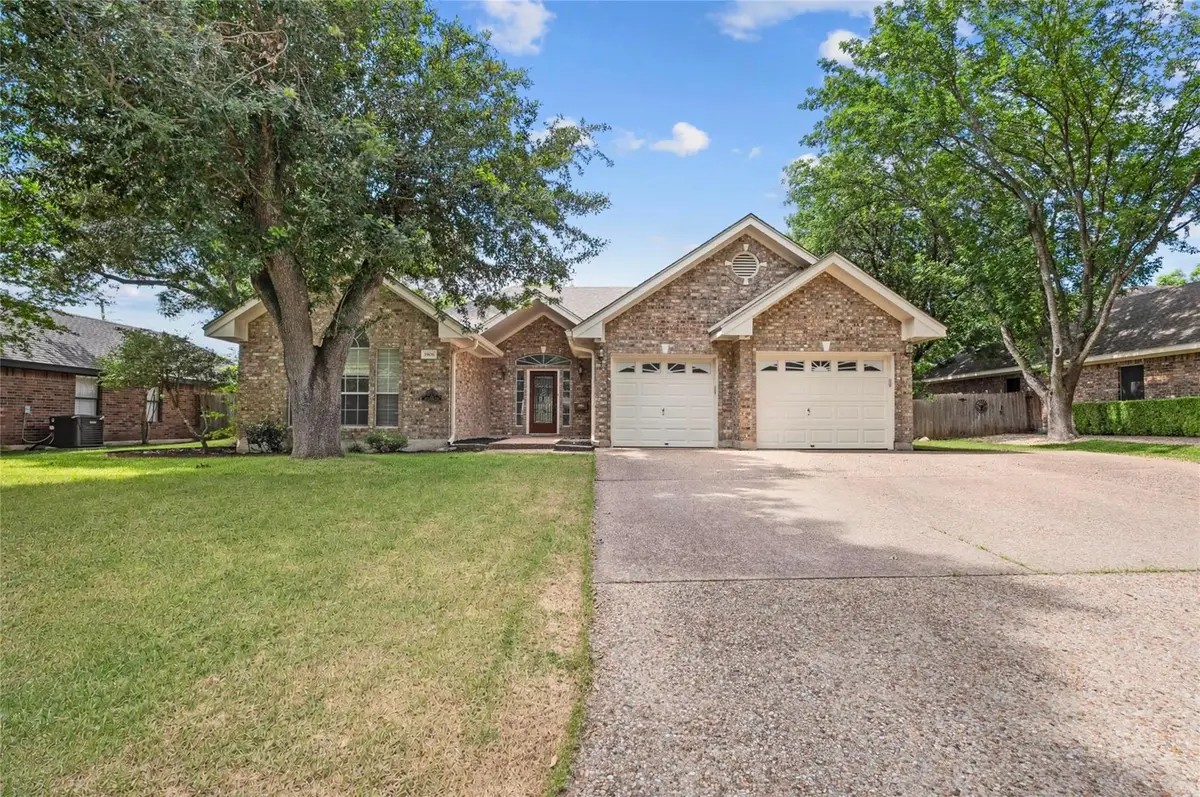 1906 Meadow Ridge Dr, Taylor, TX 76574 - #1