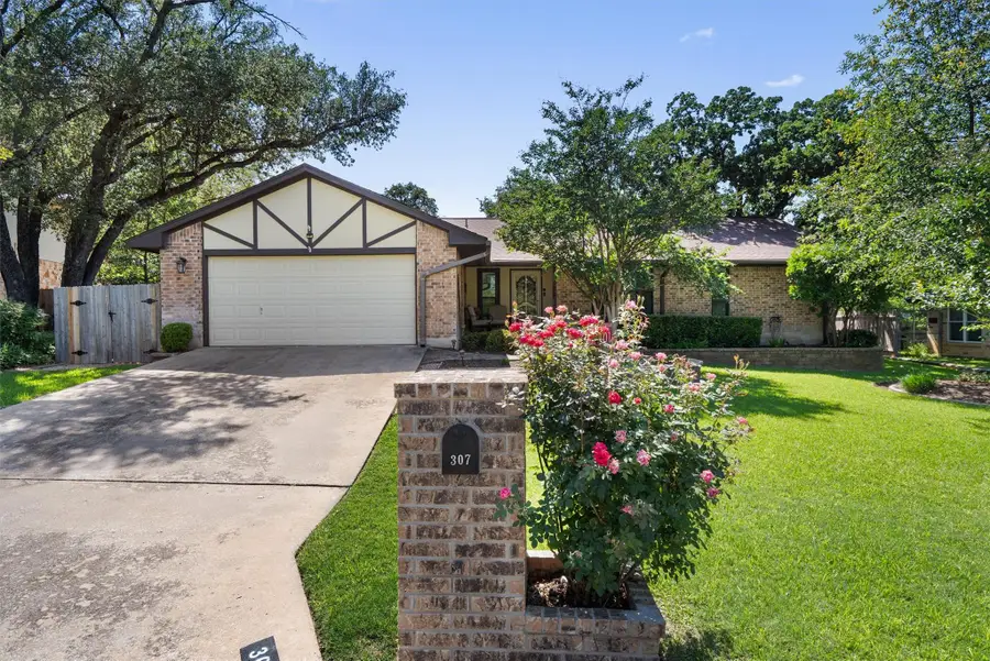307 Innwood Dr, Georgetown, TX 78628 - #2