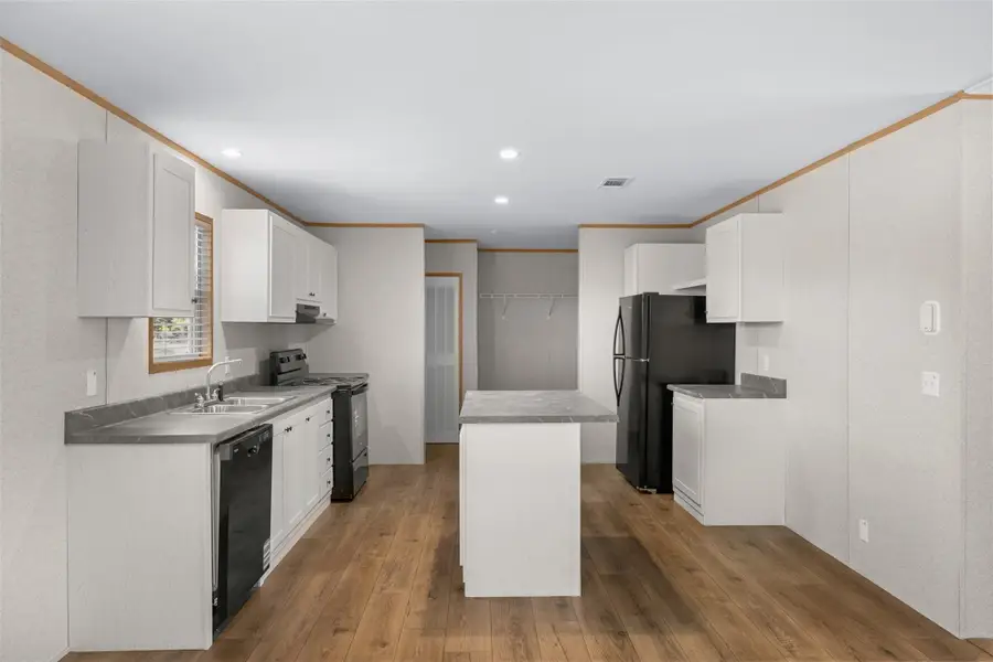 139 Azalea Ct, Dale, TX 78616 - #2