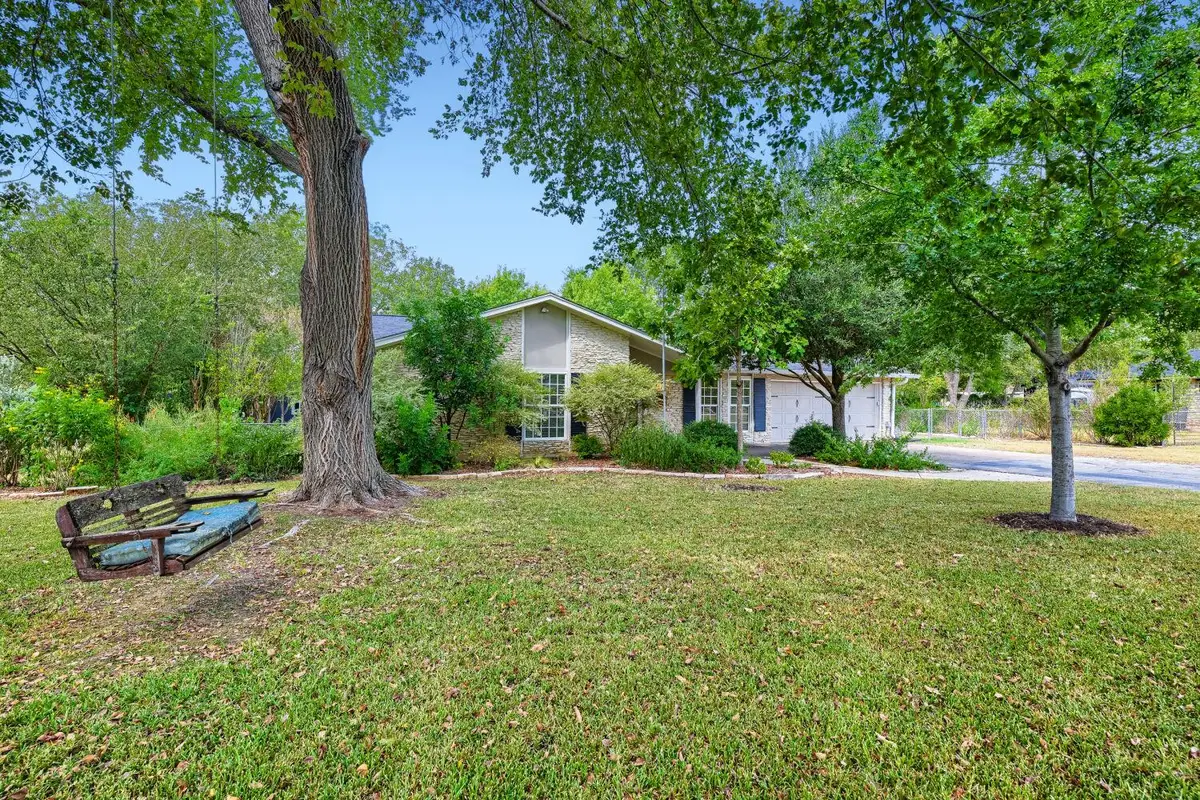 13100 Running Deer Trl, Manchaca, TX 78652 - #1