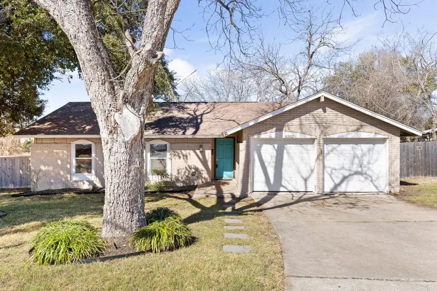 6502 Highpoint Cv, Austin, TX 78723 - Image #2