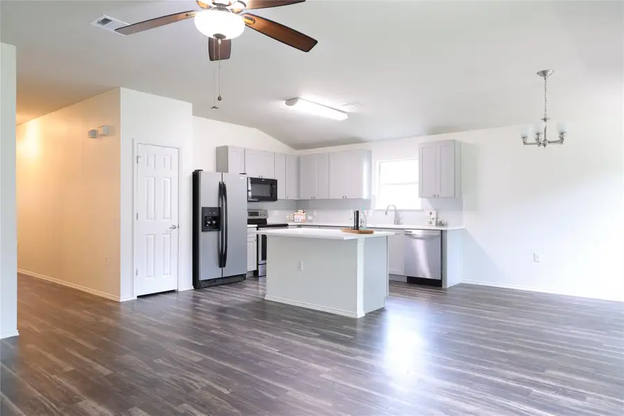 5216 English Glade Dr, Austin, TX 78724 - #3