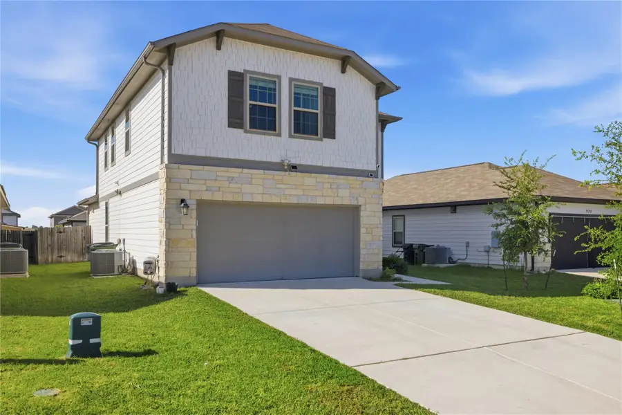 105 Quiet Man Dr, Jarrell, TX 76537 - #3