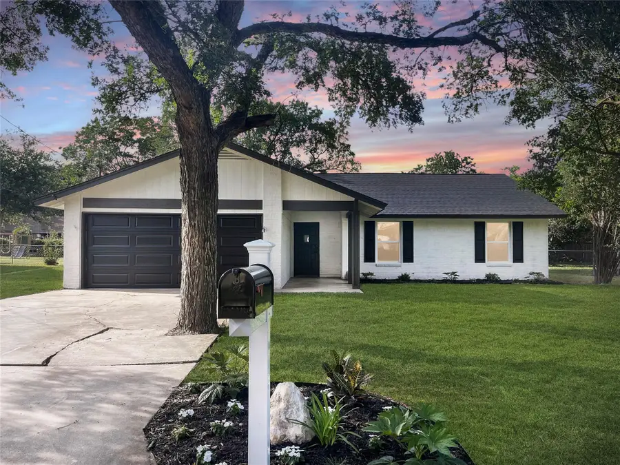 313 Golden Oaks Dr, Georgetown, TX 78628 - #2
