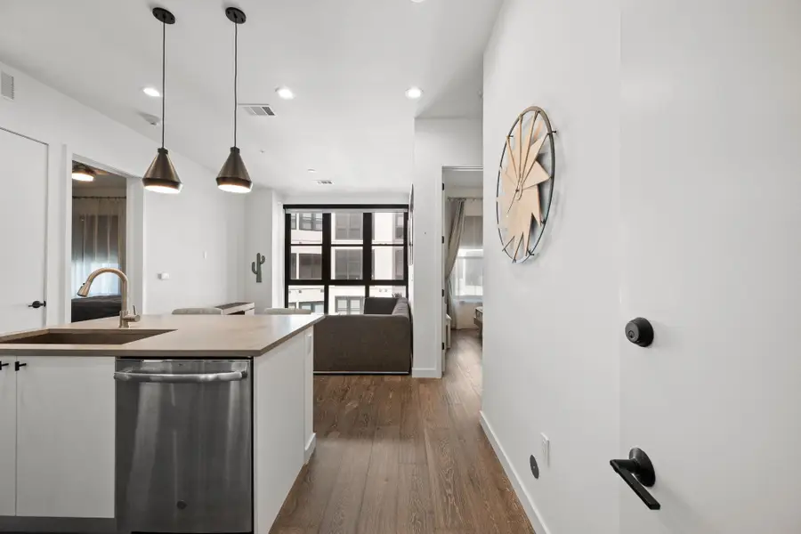 800 Embassy Dr #302, Austin, TX 78702 - #2