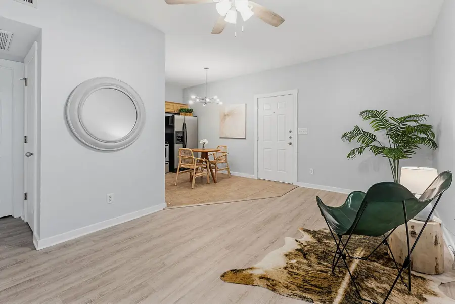 2106 Cullen Ave #206, Austin, TX 78757 - #3
