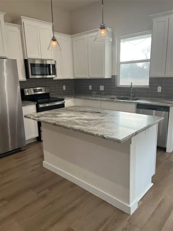 135 Koele Ct, Bastrop, TX 78602