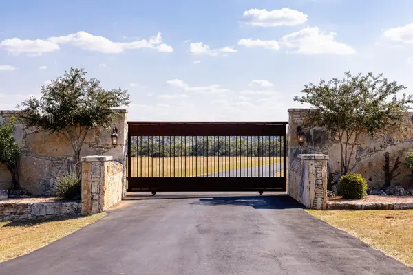 3551 Rm 2325, Wimberley, TX 78676