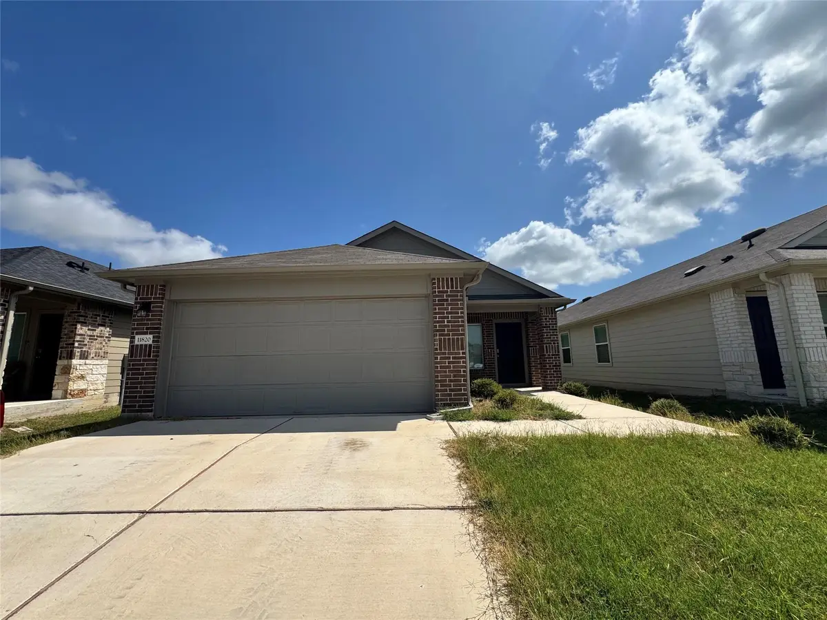 11820 Rush Ln, Elgin, TX 78621 - #1