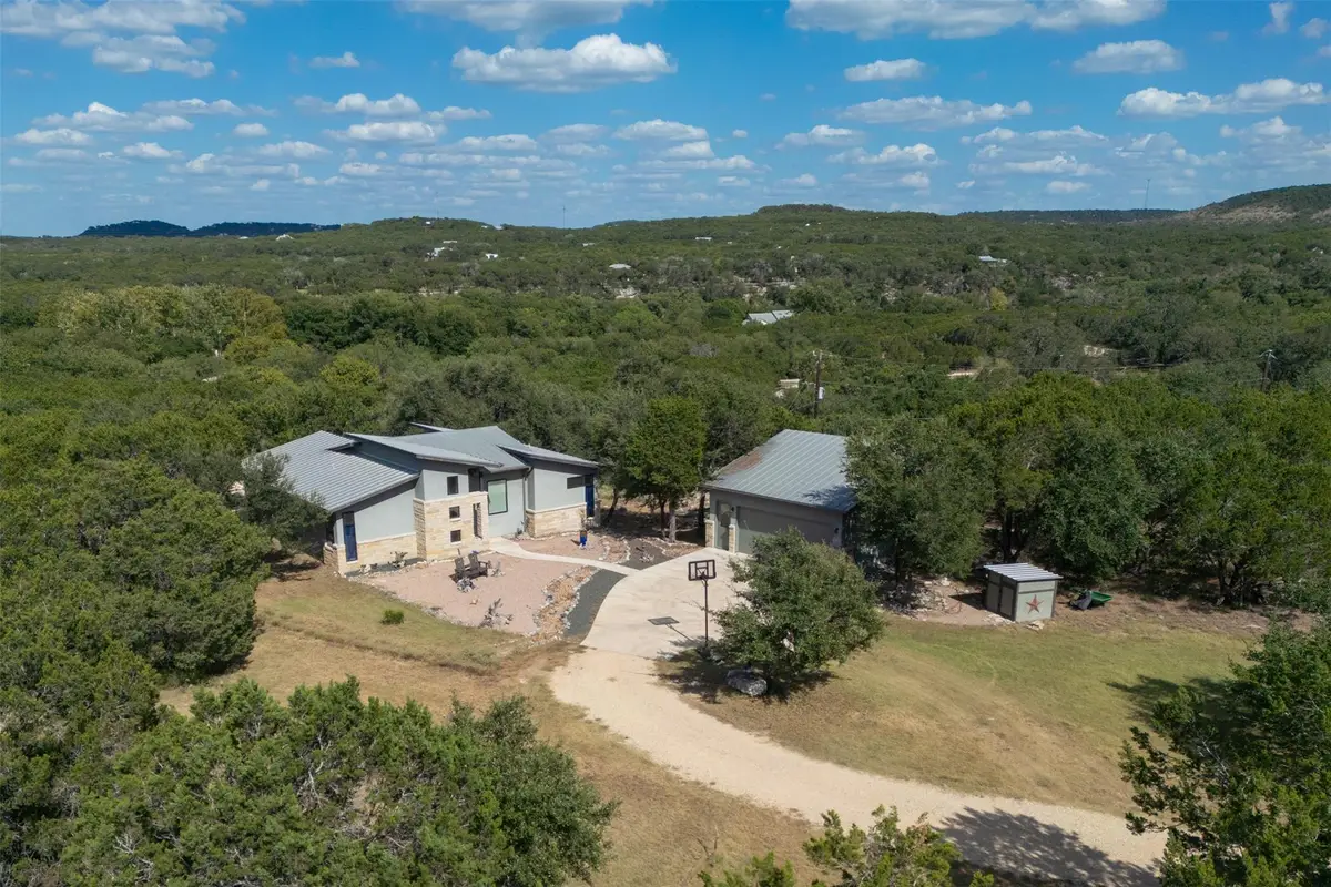 102 Leach Ln, Wimberley, TX 78676 - #1
