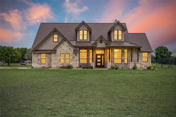 140 N Encino Xing, Liberty Hill, TX 78642