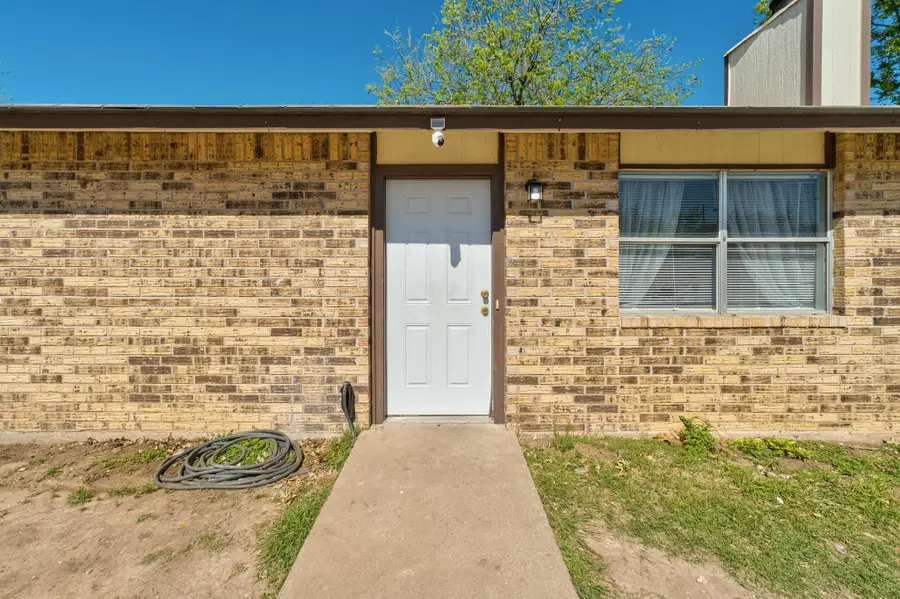 413 Thelma Dr, Austin, TX 78745 - #2