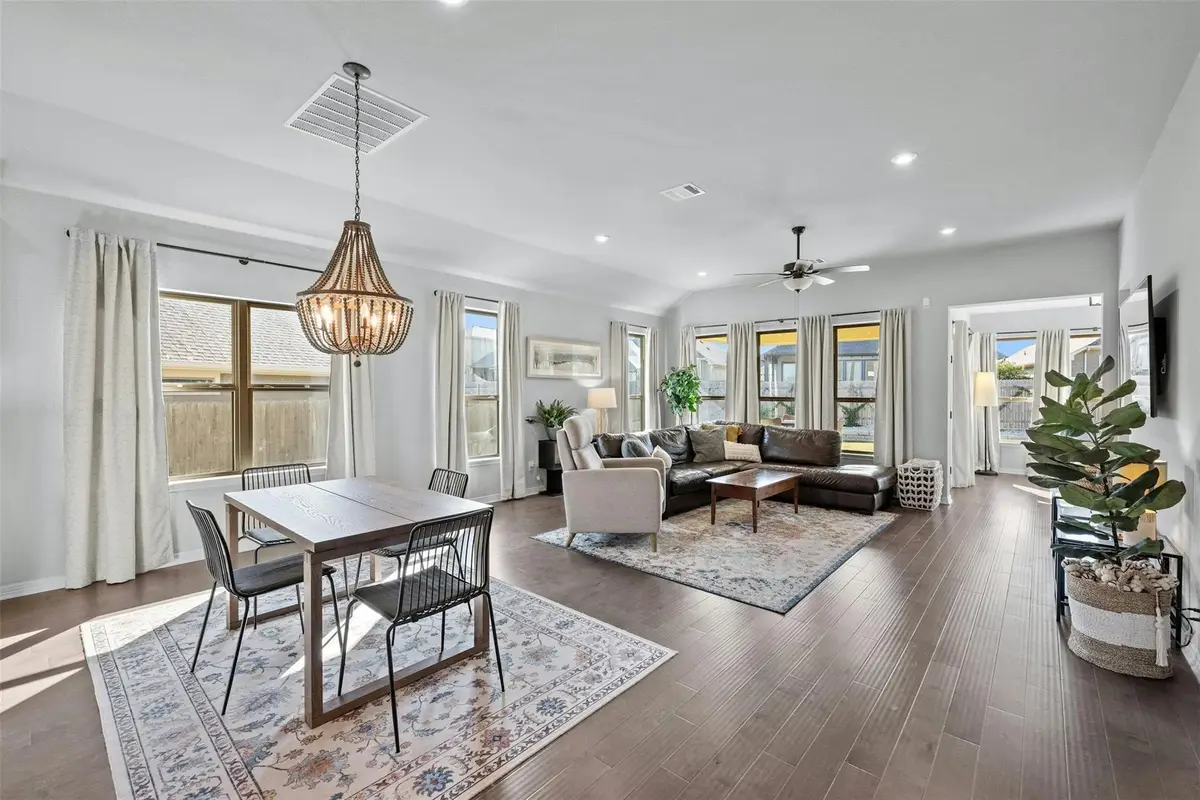 103 Scotsburg St, Hutto, TX 78634 - #1