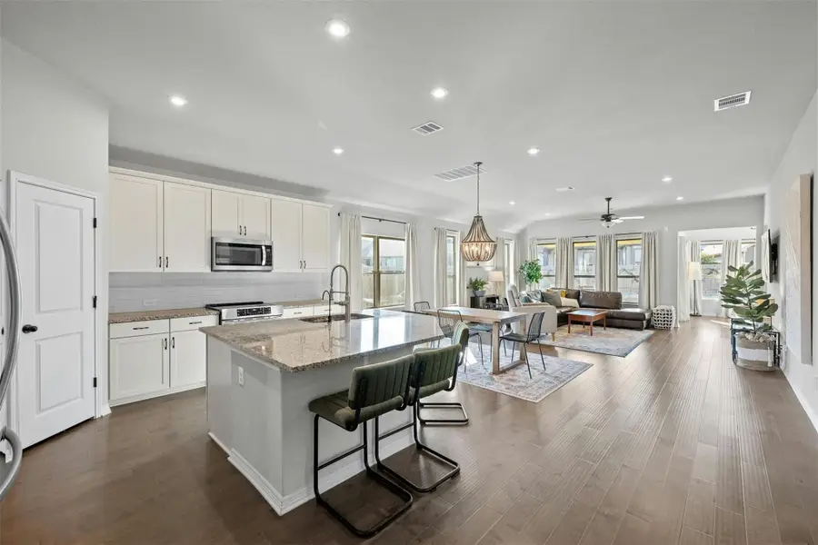 103 Scotsburg St, Hutto, TX 78634 - #3