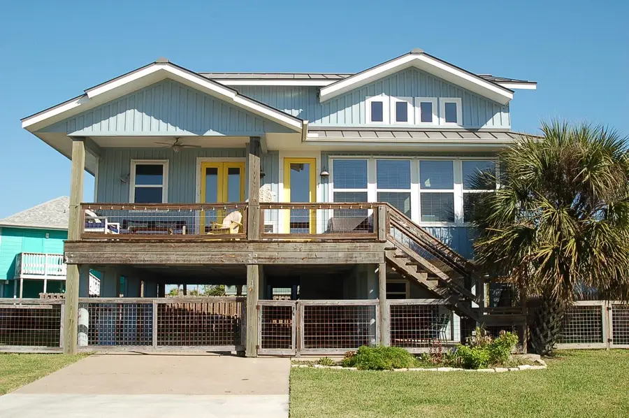 1 Jamaica Dr, Rockport, TX 78382 - #2