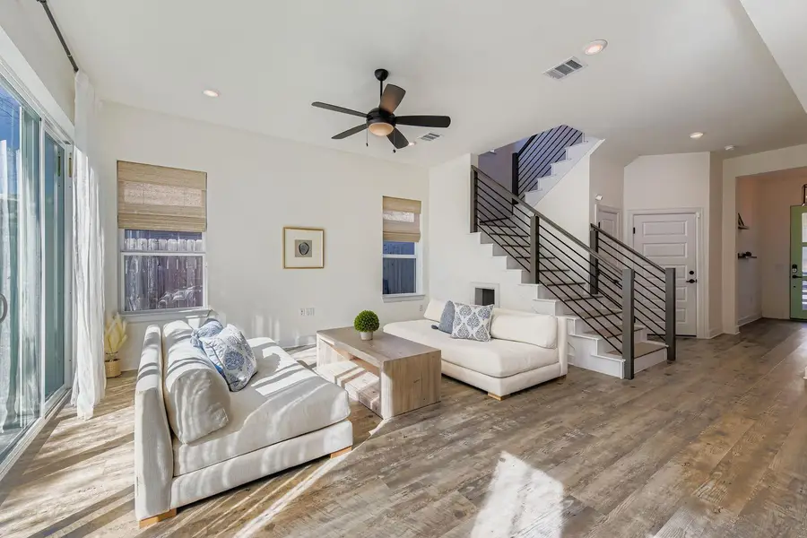 2315 Santa Maria St, Austin, TX 78702 - Image #3