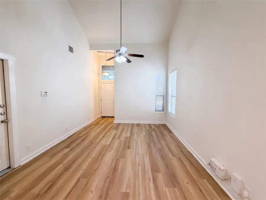 2101 Rivers Edge Way #29, Austin, TX 78741 - #3