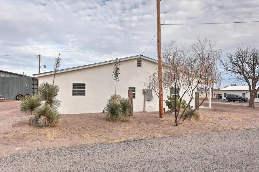 1421 W Sacramento St, Marfa, TX 79843 - #3