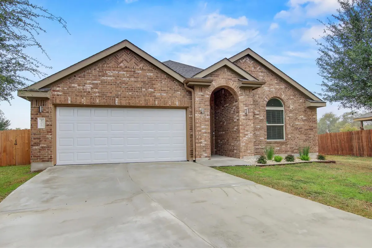 406 Dragon Ridge Rd, Buda, TX 78610 - Image #1