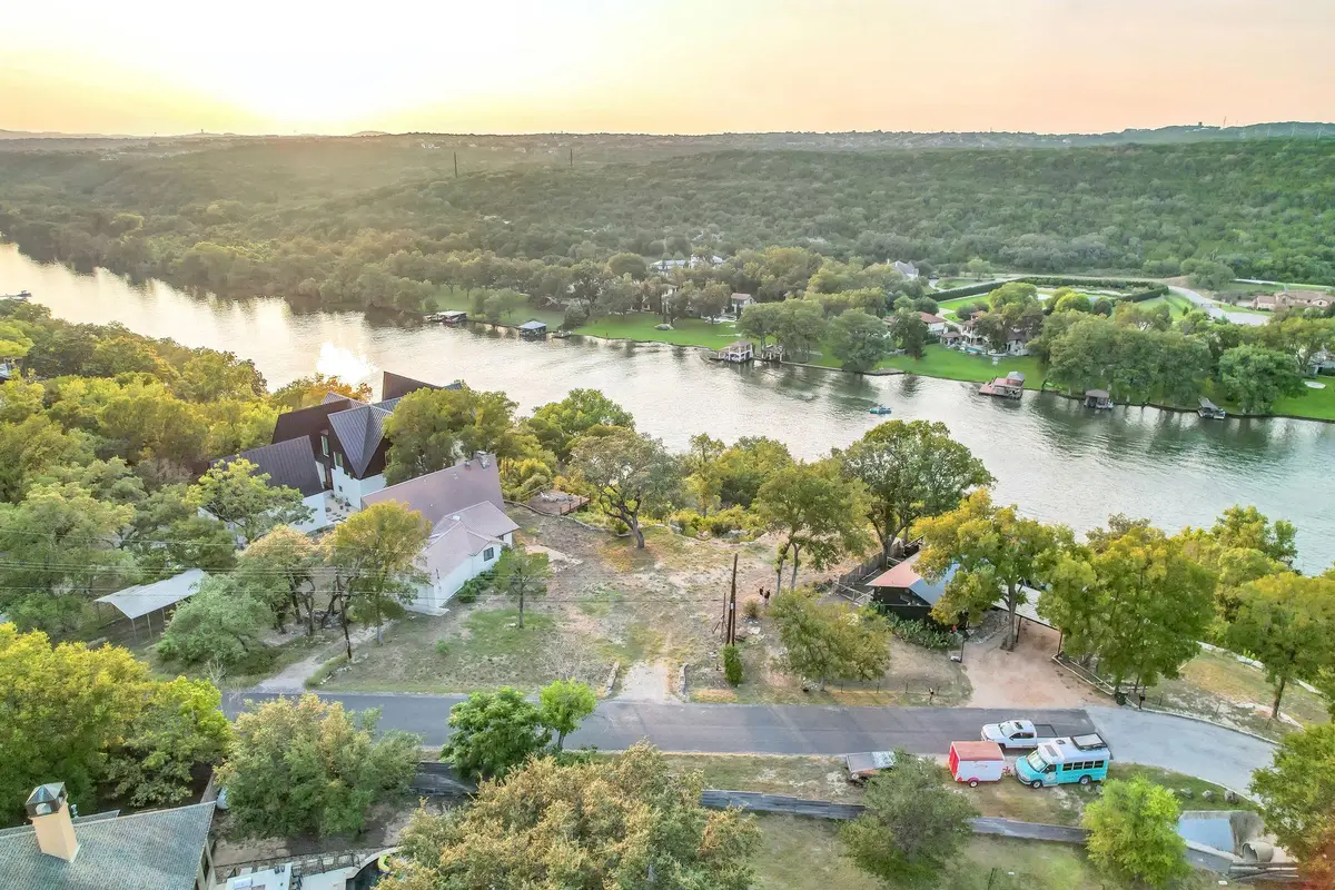 1808 Cliffwood Dr, Austin, TX 78733 - Image #1