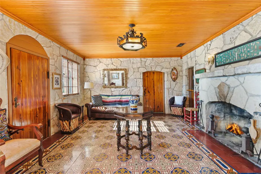 5322 State Hwy 16 N, Bandera, TX 78008 - #3