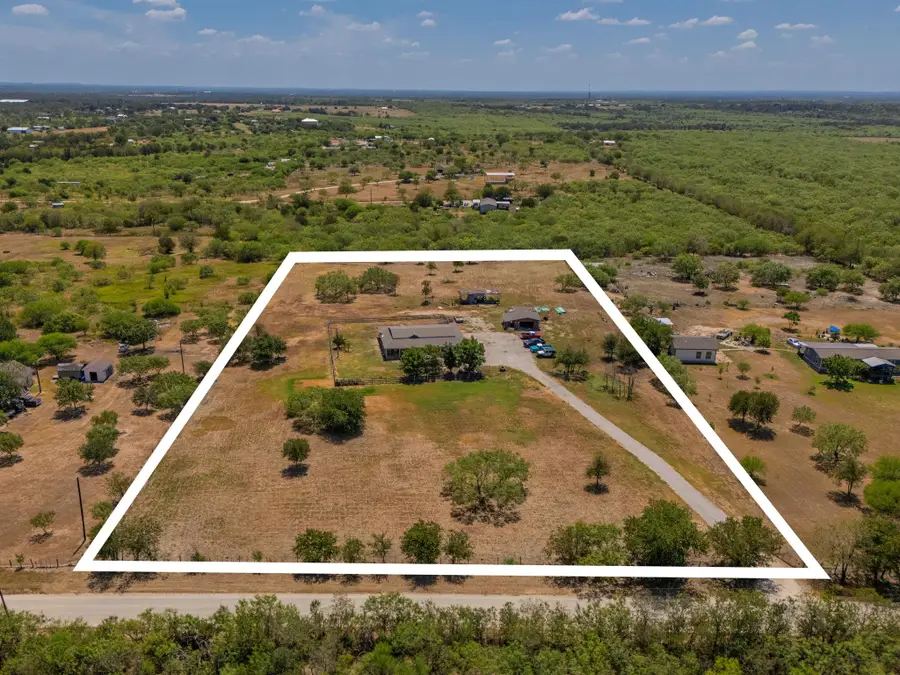 1781 Long Rd, Lockhart, TX 78644 - #2