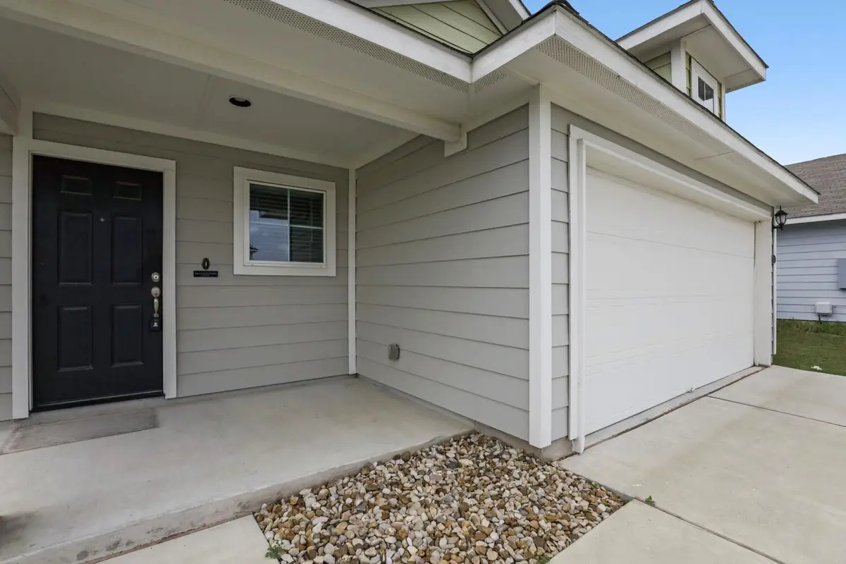 201 Stein Rd, Georgetown, TX 78626 - #1