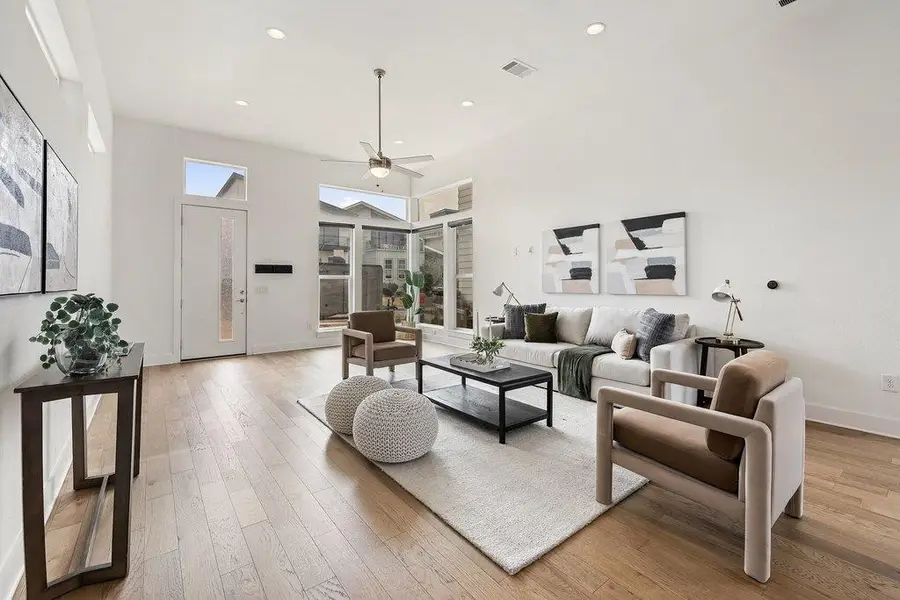 6124 Florencia Ln, Austin, TX 78724 - #2