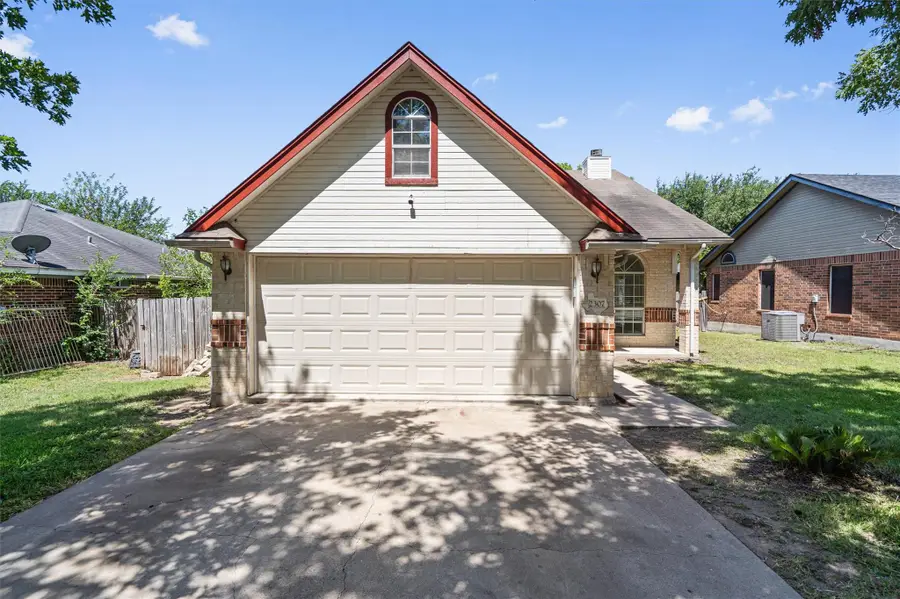2307 Davis St, Taylor, TX 76574 - #2