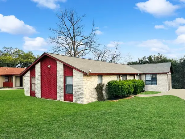 7402 Geneva Dr #B, Austin, TX 78723