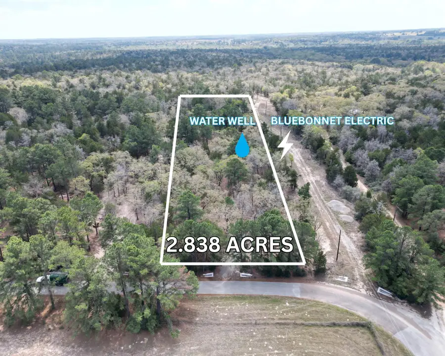 801 Marlin St, McDade, TX 78650 - #3