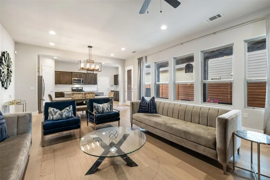 1713 Arcilla St, Austin, TX 78741 - #3