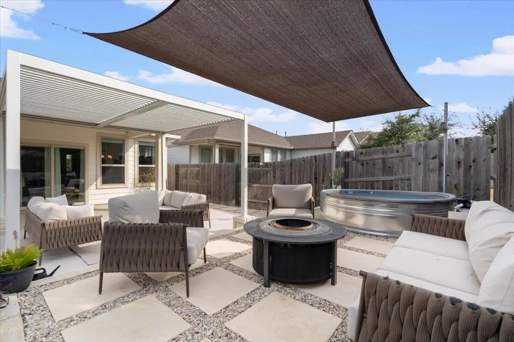 8301 Dampton Ln, Austin, TX 78744 - #1