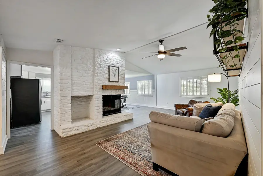 12501 Preece Dr, Austin, TX 78729 - #2