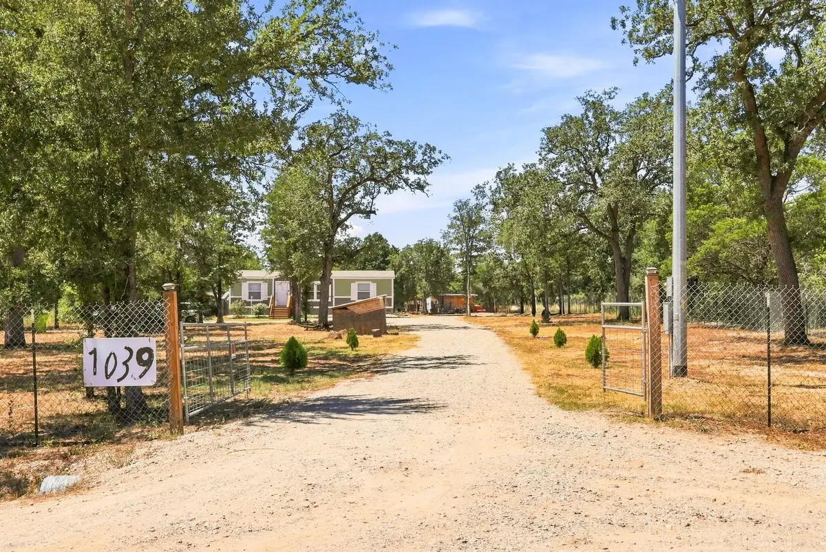 1039 Trailside Dr, Elgin, TX 78621 - #1