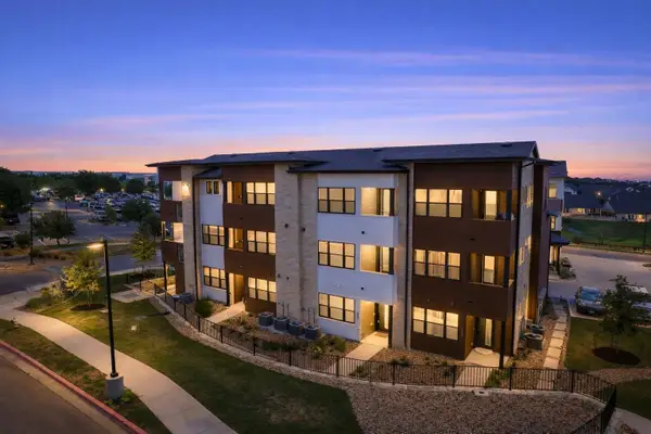 315 Holton Dr #201, Austin, TX 78737