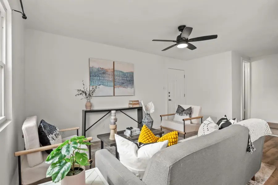 5616 Emerald Forest Dr #101, Austin, TX 78745 - #3