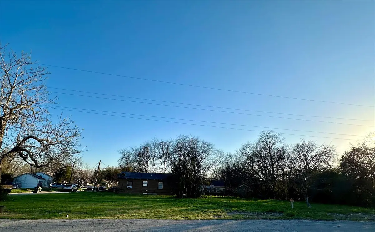 1002 S 24th St, Temple, TX 76501 - Image #1