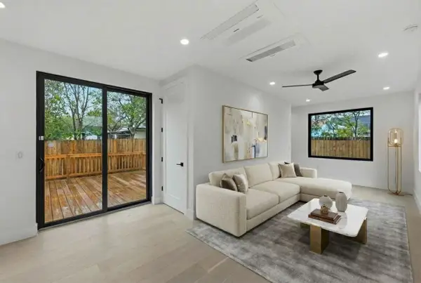 802 Philco Dr #2, Austin, TX 78745