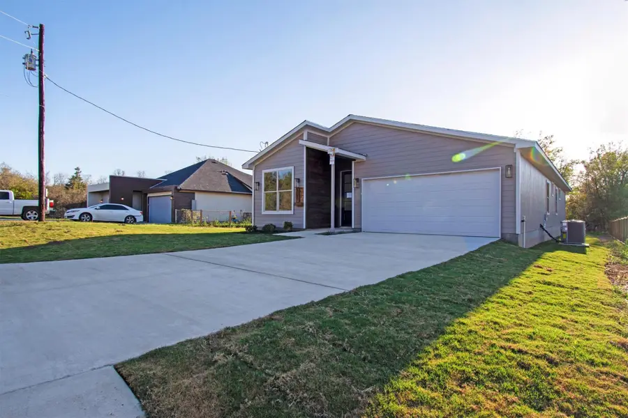 151 Kawainui Ln, Bastrop, TX 78602 - Image #3