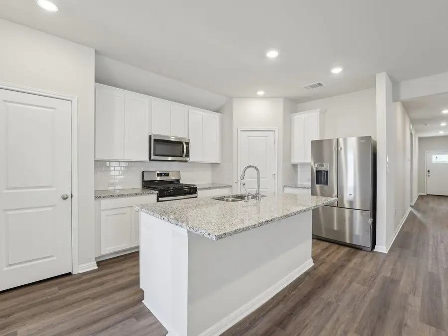 112 Maple Hedge Rd, Hutto, TX 78634 - #3