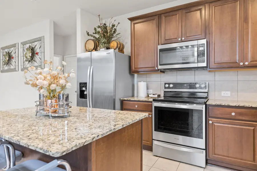 209 Ibis Falls Loop, Jarrell, TX 76537 - Image #3