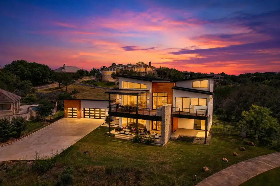 207 Kites Ct, Horseshoe Bay, TX 78657 - #2