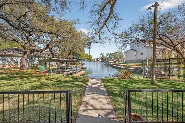 102 Cove Ln, Sunrise Beach Village, TX 78643 - #3