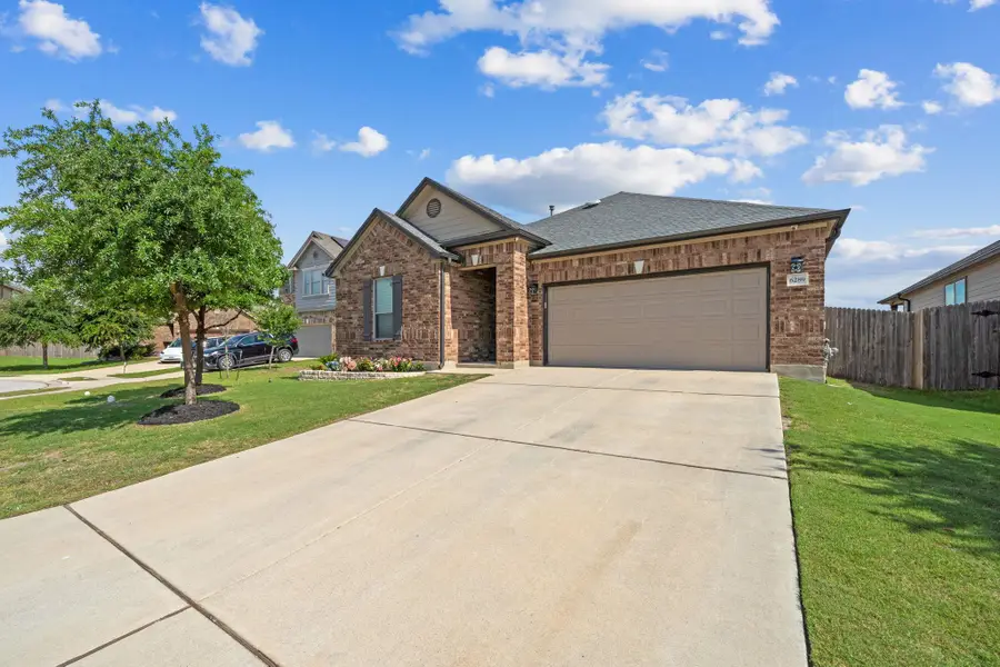 6289 Mantalcino Dr, Round Rock, TX 78665 - #2