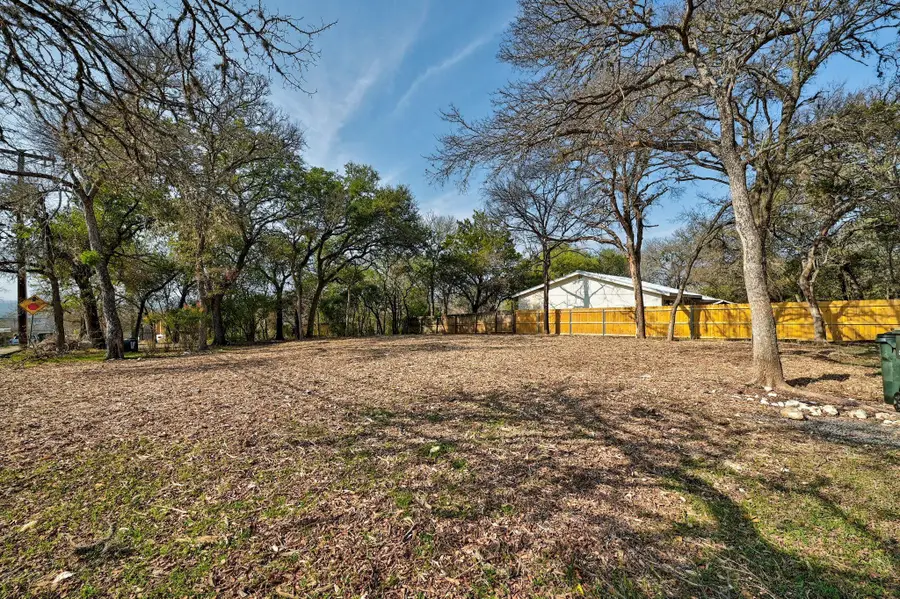 1010 Hazelton St, San Marcos, TX 78666 - #3