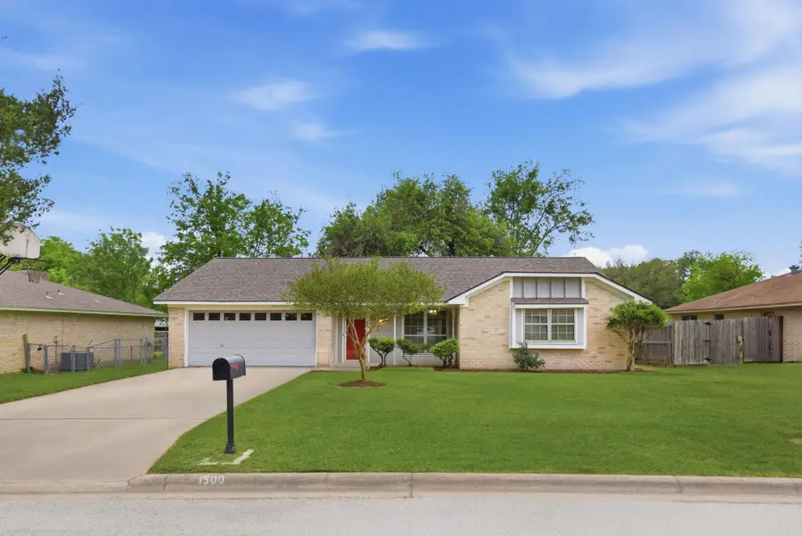 1500 Austin Ave, College Station, TX 77845 - #3