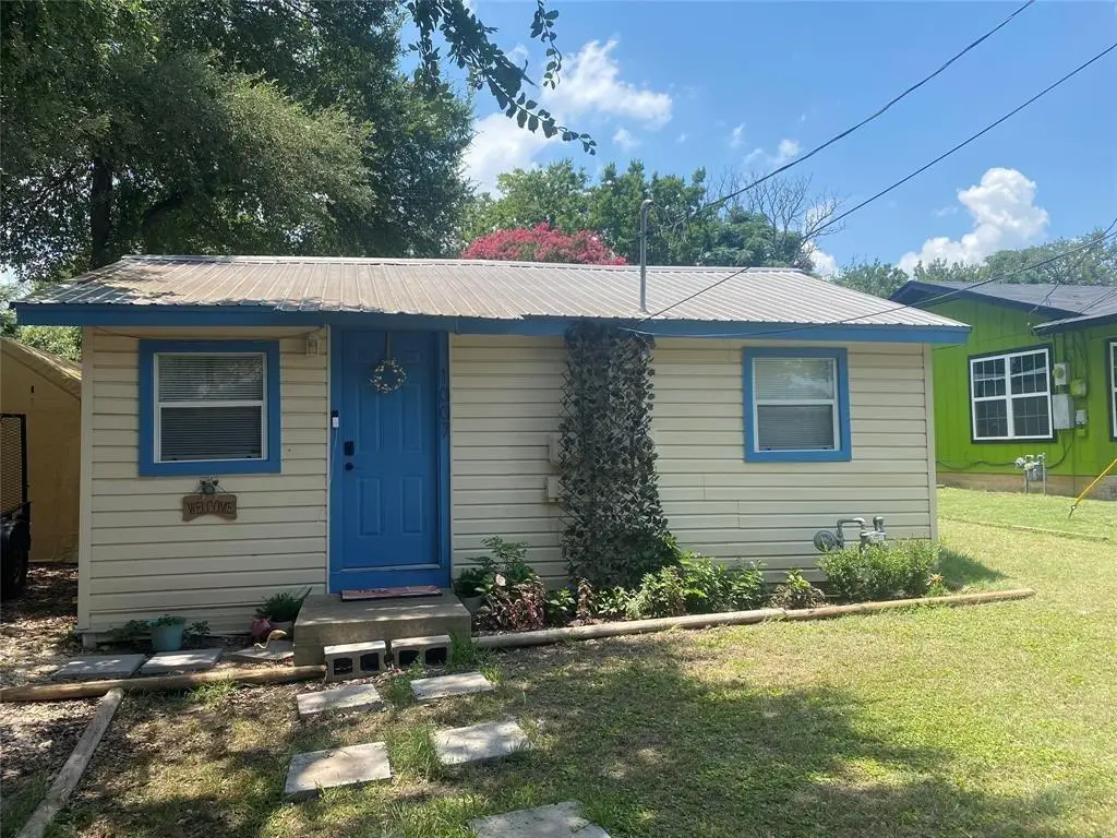 1007 Johnson St, Lockhart, TX 78644 - Image #1
